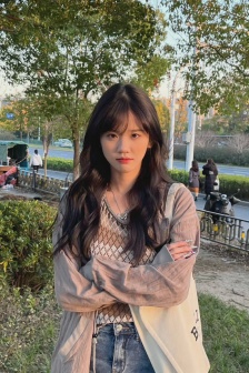 小莹客厅激情46章至50章视频
